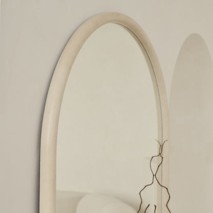 Elis – Extra großer, raumhoher, gewölbter Betonspiegel, 190 cm x 100 cm